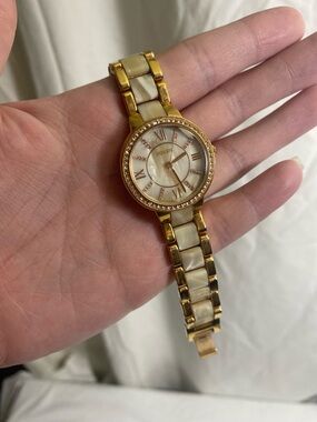 Fossil Women's Virginia Shimmer Horn and Rose Gold-Tone Watch Need Battery